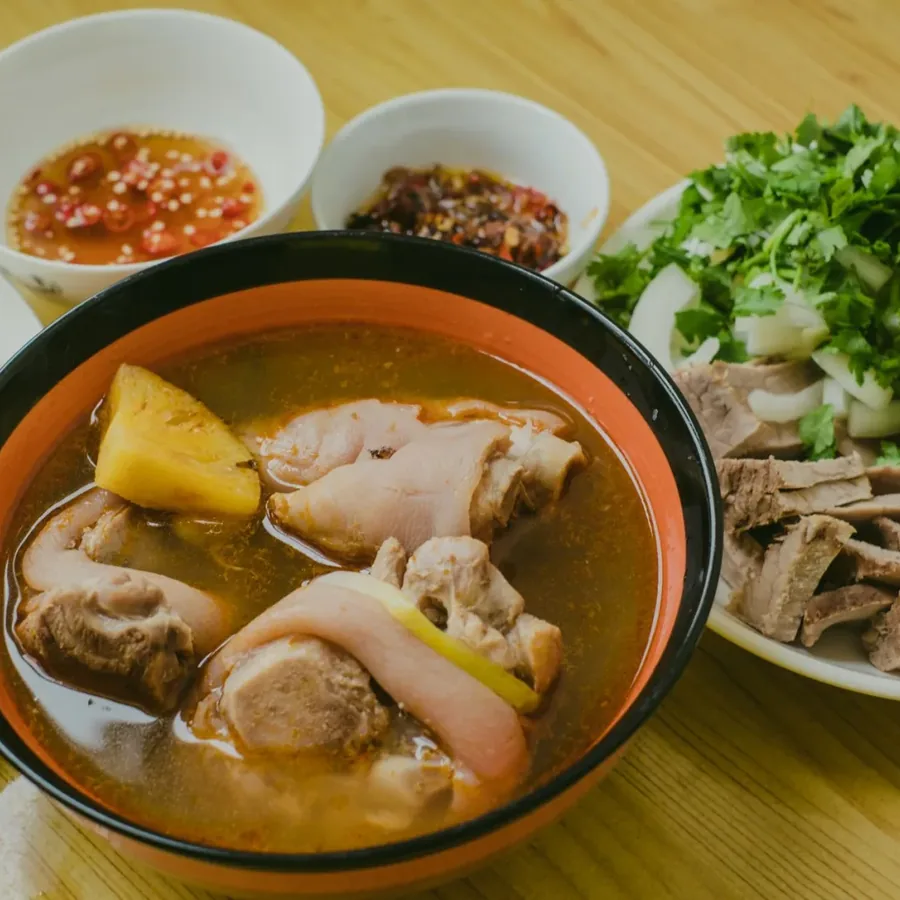 Món ăn hoàn thiện, bày trí đẹp mắt